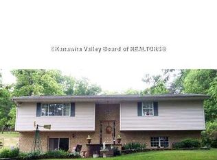 1684 Rocky Step Rd, Scott Depot, WV 25560