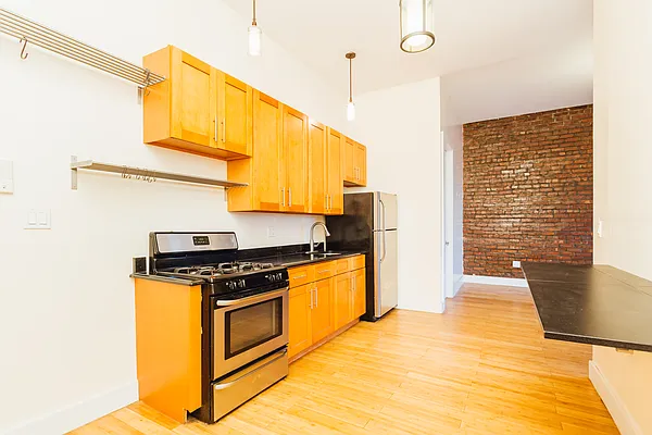 Rented by Nooklyn NYC LLC | media 16