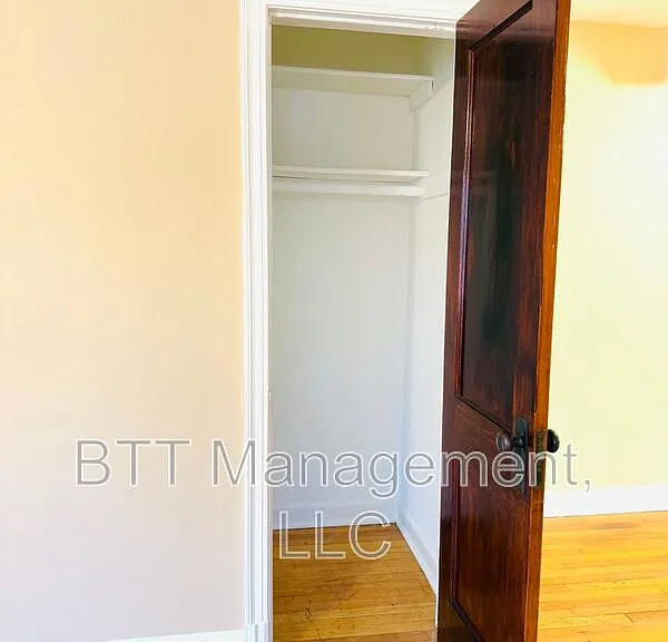 8408 Greenwood Ave #3 — Photo 13