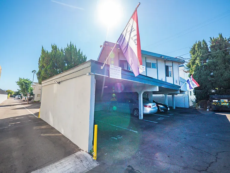 14410 Valerio St — Photo 27
