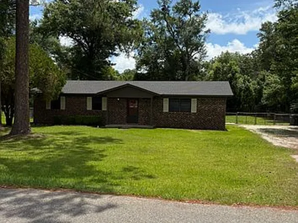 1005 S Bay St, Foley, AL 36535