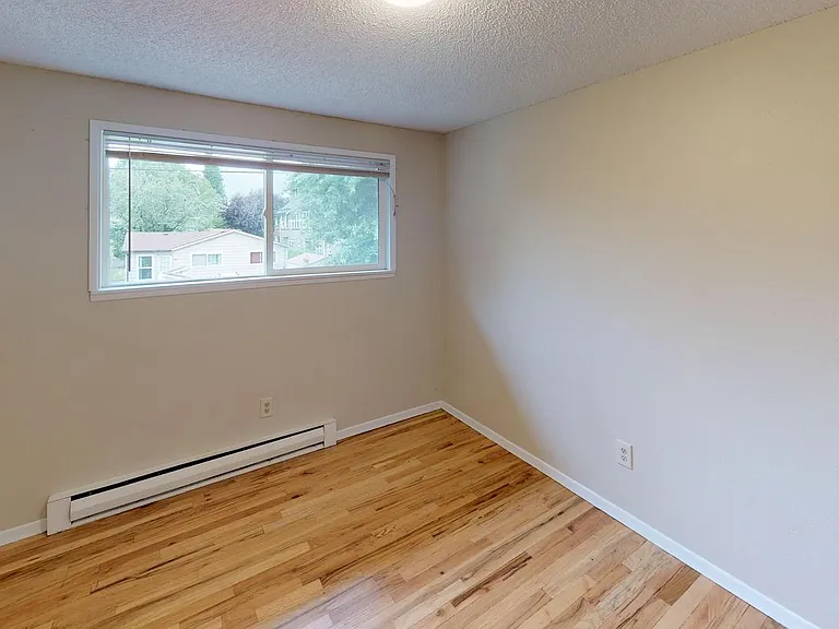 3535 N Borthwick Ave — Photo 13