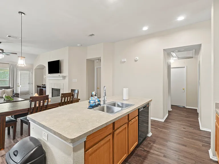 553 Cross Ridge Cir N — Photo 8