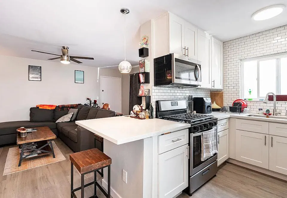 1440 Thomas Ave #1