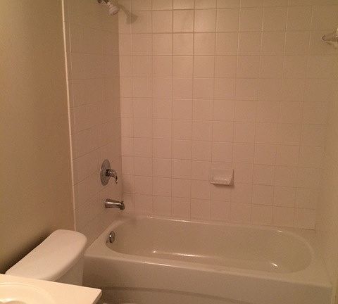 4th image of 2650 SE 12th Pl Unit 202