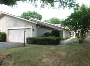 1208 Emerson Ln, Libertyville, IL
