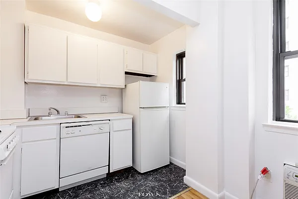 Rented by Brown Harris Stevens | media 3