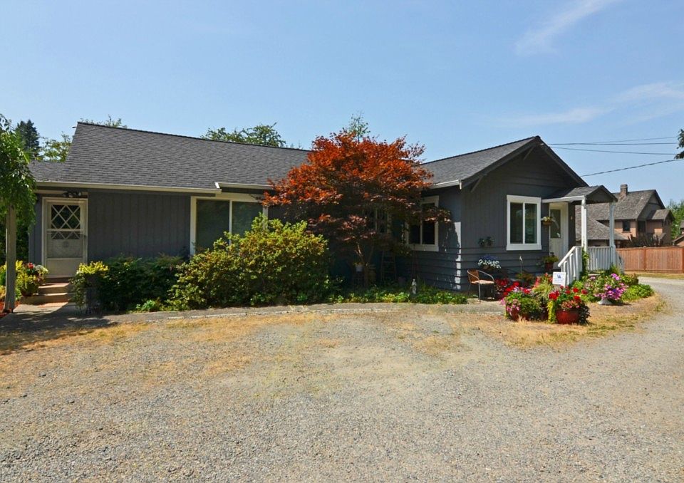 1st image of 15920 NE 175th St