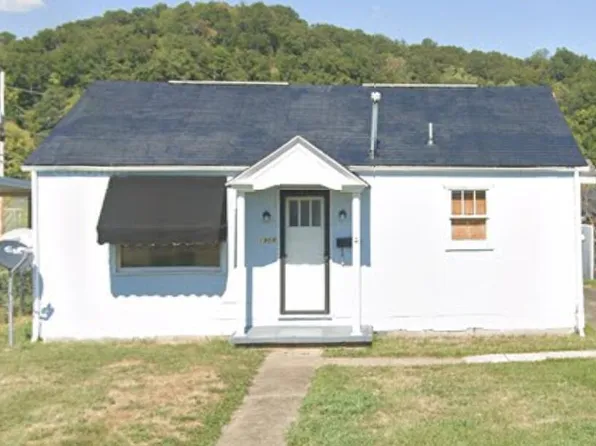 1959 N 4th St, Ironton, OH 45638