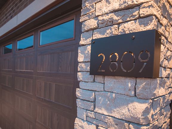 3rd image of 2809 Radbourne Dr