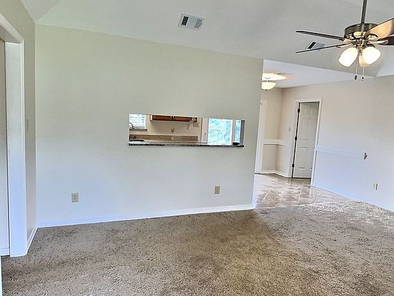3rd image of 3910 Yosemite Dr