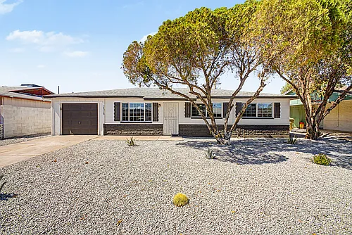 2526 W Orchid Ln Photo 1 2526 W Orchid Ln Photo 1