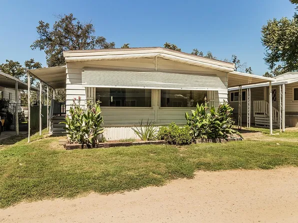 17604 E Kings Canyon Rd Space 18, Sanger, CA 93657