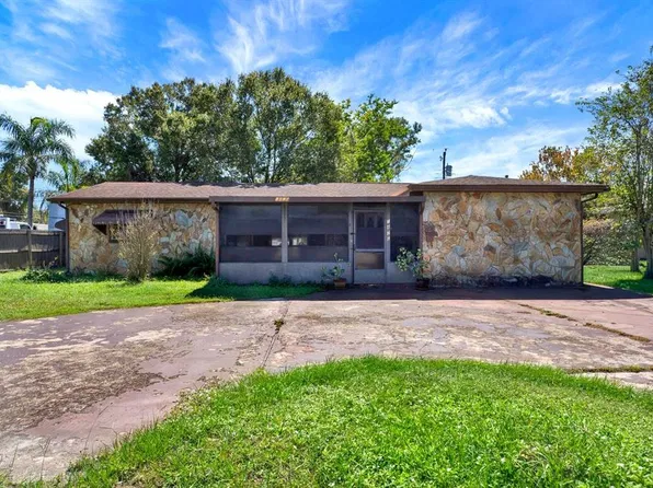 1426 62ND AVENUE N, ST PETERSBURG, FL 33702