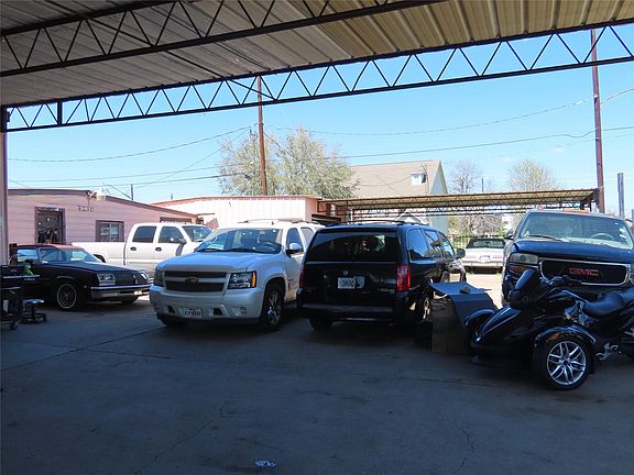 3rd image of 4230 Sterling St