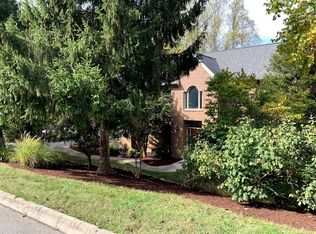 164 Whippoorwill Dr, Oak Ridge, TN 37830