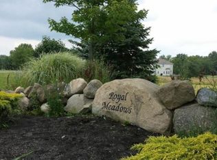 3230 Squires Ct, Akron, OH 44333