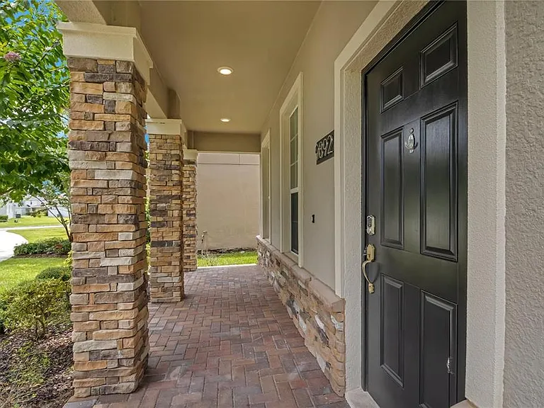 9892 Pecan Hickory Way — Photo 3