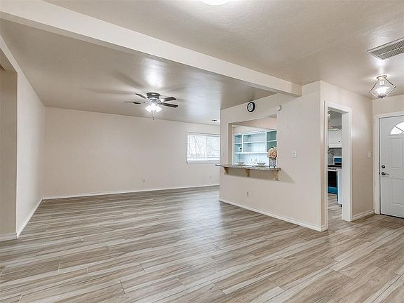 3rd image of 4708 Tate Dr