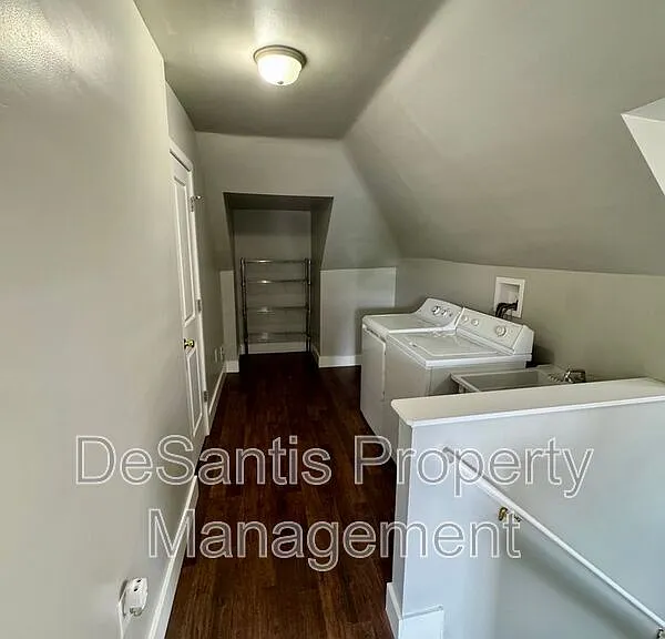 227 5th Ave #2 — Photo 46