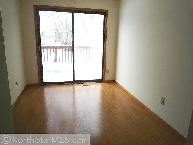 3 bed, 1432 sqft, $2,200 — Photo 4