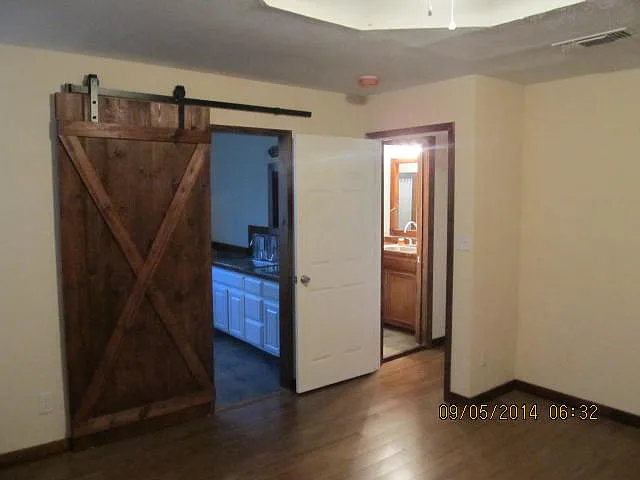 600 Jefferson Ave — Photo 17