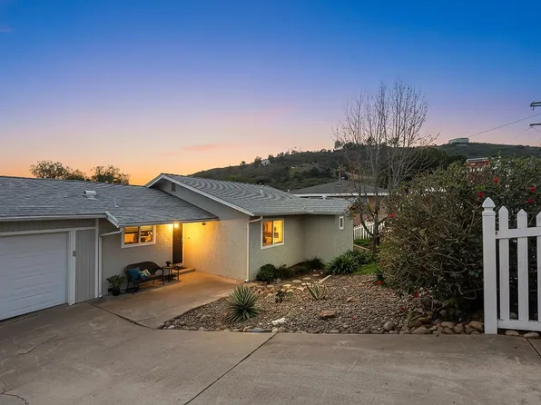 11739 Walnut Rd, Lakeside, CA 92040