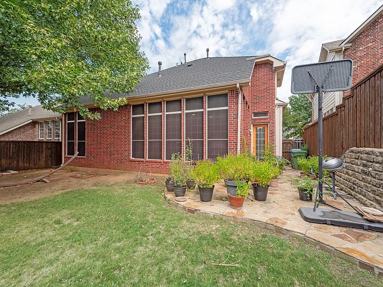 4205 Tiffany Dr — Photo 21