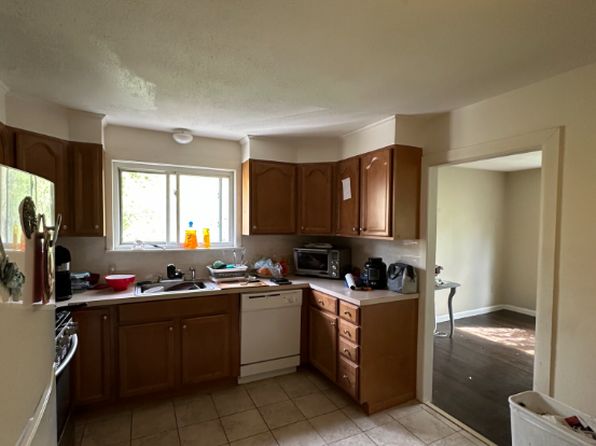 19 Kippy Dr #1