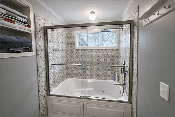 2470 Crooked Lake Rd — Photo 8