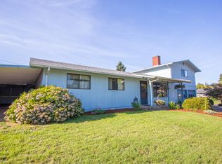 2568 Rose Blossom Dr, Springfield, OR 97477