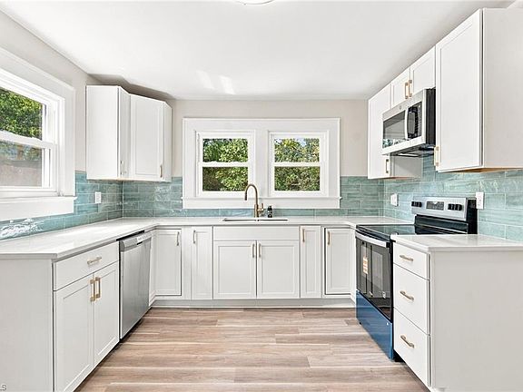 2nd image of 307 Old Liberty Rd