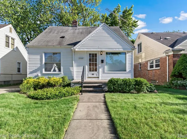 21045 Carlysle St, Dearborn, MI 48124