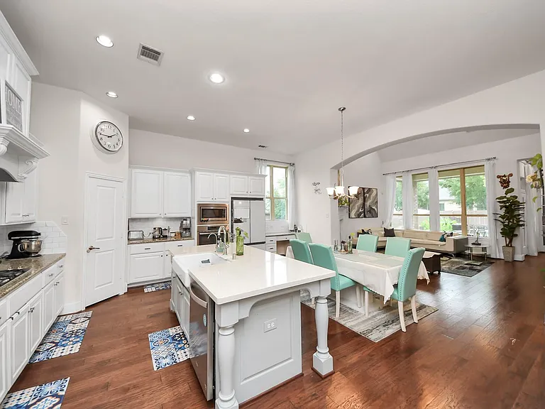 17103 Mulben Ct — Photo 4