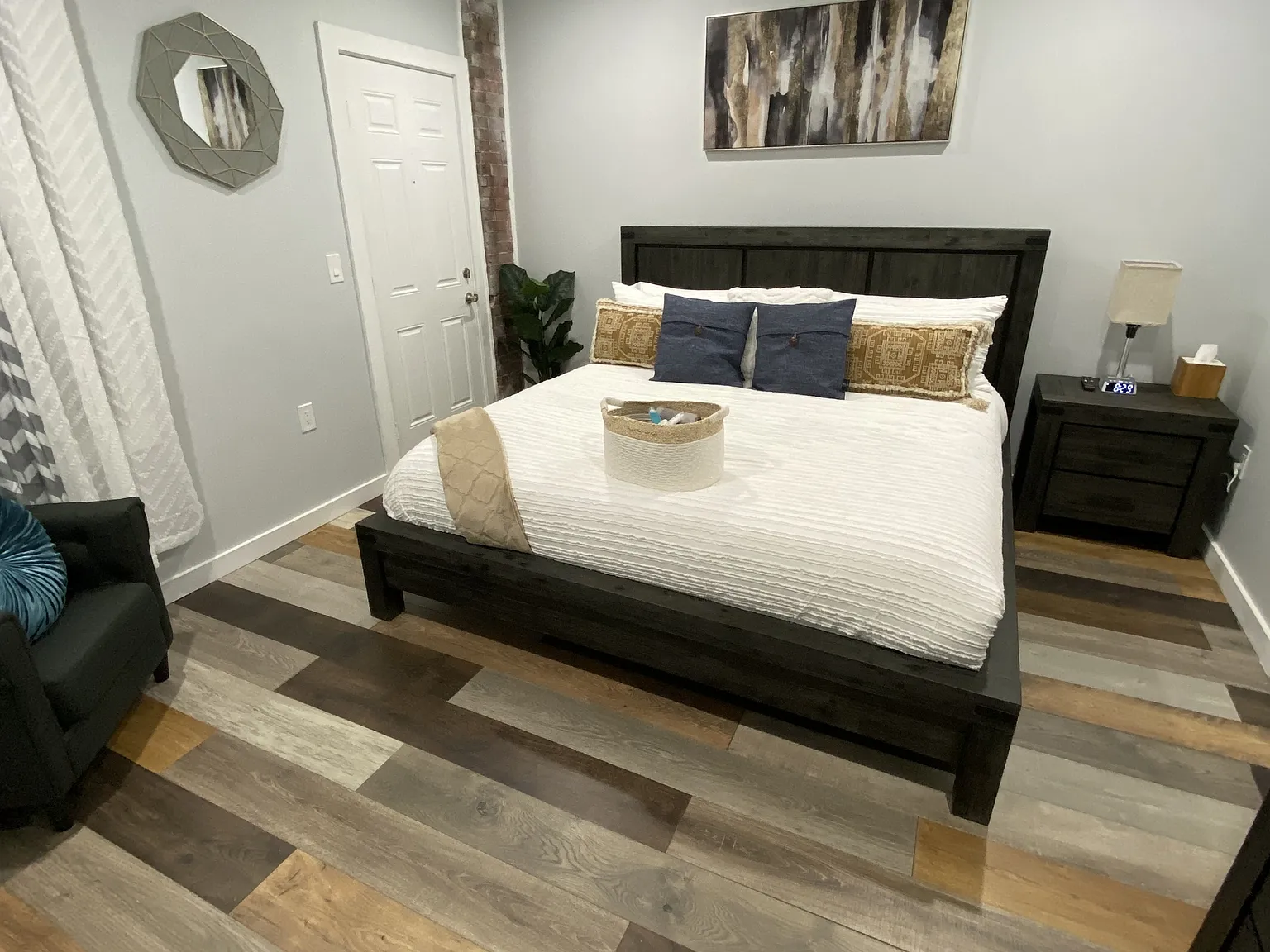 5112 Hazel Ave - 2nd F... — Photo 4