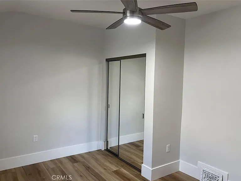 275 N Orange St — Photo 9