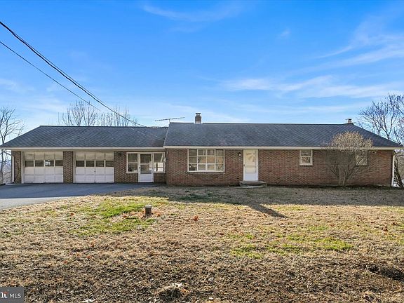 2nd image of 3137 E Galen Hall Rd