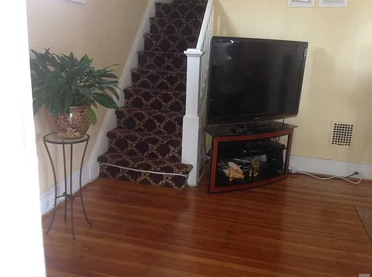 Sold by Century 21 Milestone Realty | media 11