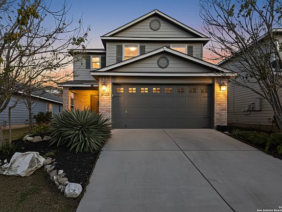 2nd image of 24222 Waterwell Oaks