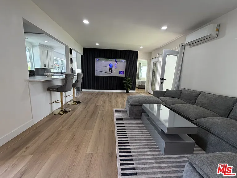 11836 Laurelwood Dr — Photo 18