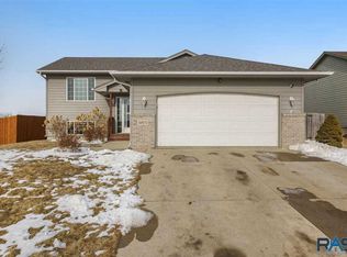 4604 W Kathleen St, Sioux Falls, SD 57107