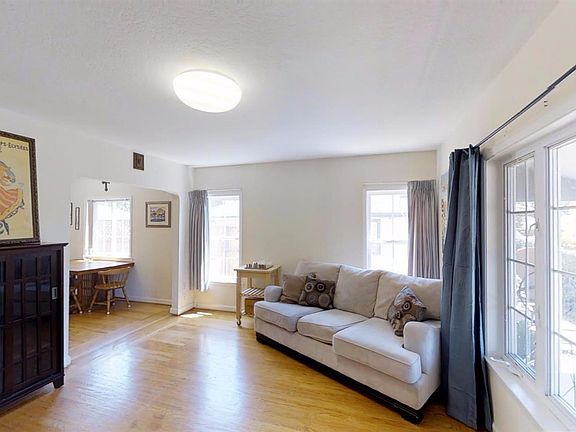 5th image of 2324 Slater Street