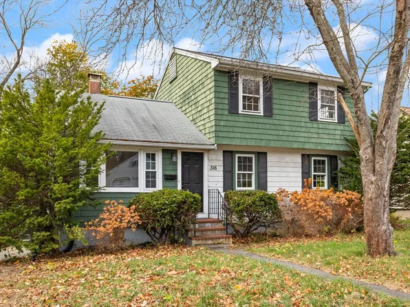 316 Pleasant St, Stoughton, MA 02072