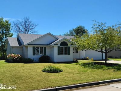 712 Oakwood Dr, Webster City, IA, 50595