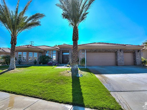 3rd image of 74141 Windflower Ct