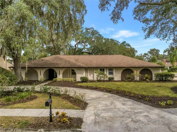 1116 N RIVERHILLS DRIVE, TEMPLE TERRACE, FL 33617