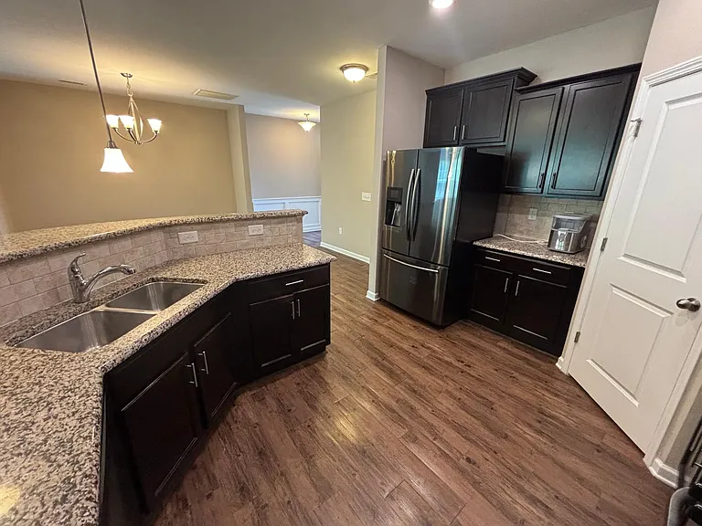 513 Durants Neck Ln — Photo 15