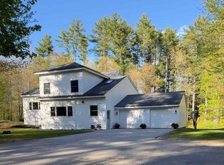 27 Pierce Lane, Hollis, NH 03049