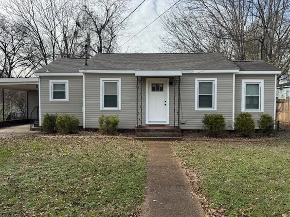 221 Lewis St, Muscle Shoals, AL 35661