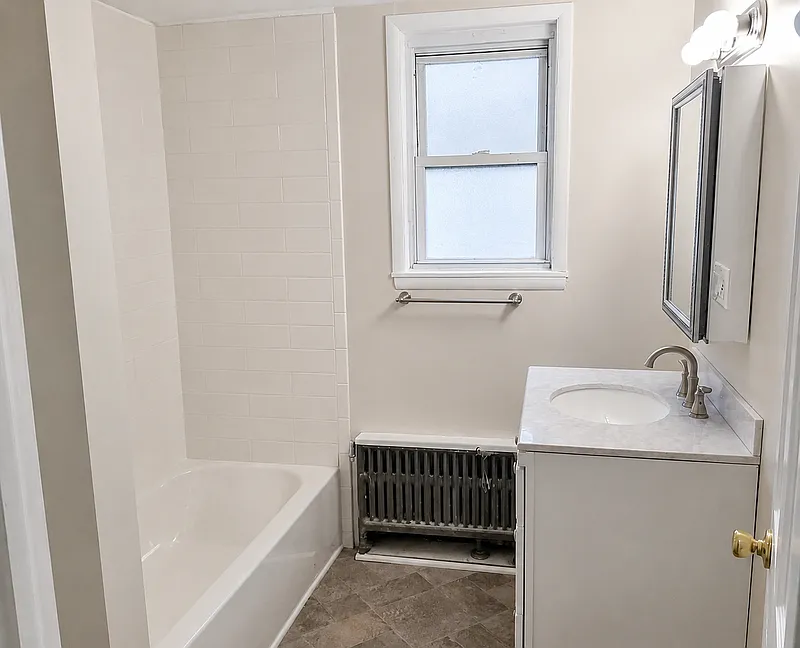 2 bed, 1.0 bath, $1,525 — Photo 4